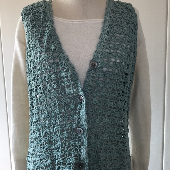 Vintage! Anna Gray Crochet Vest - Picture 2 of 12